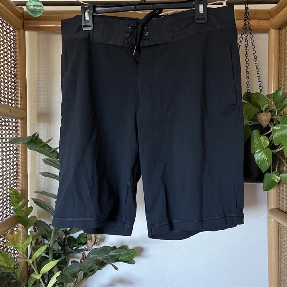 Mens Lululemon lace up shorts size 36